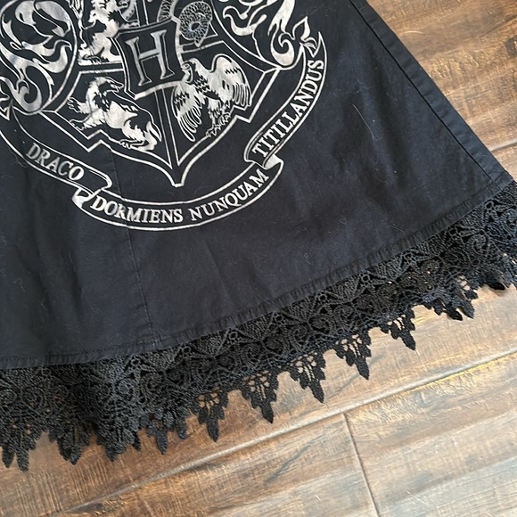 Authentic Harry Potter Hogwarts Dress Size XS - Picture 3 of 5